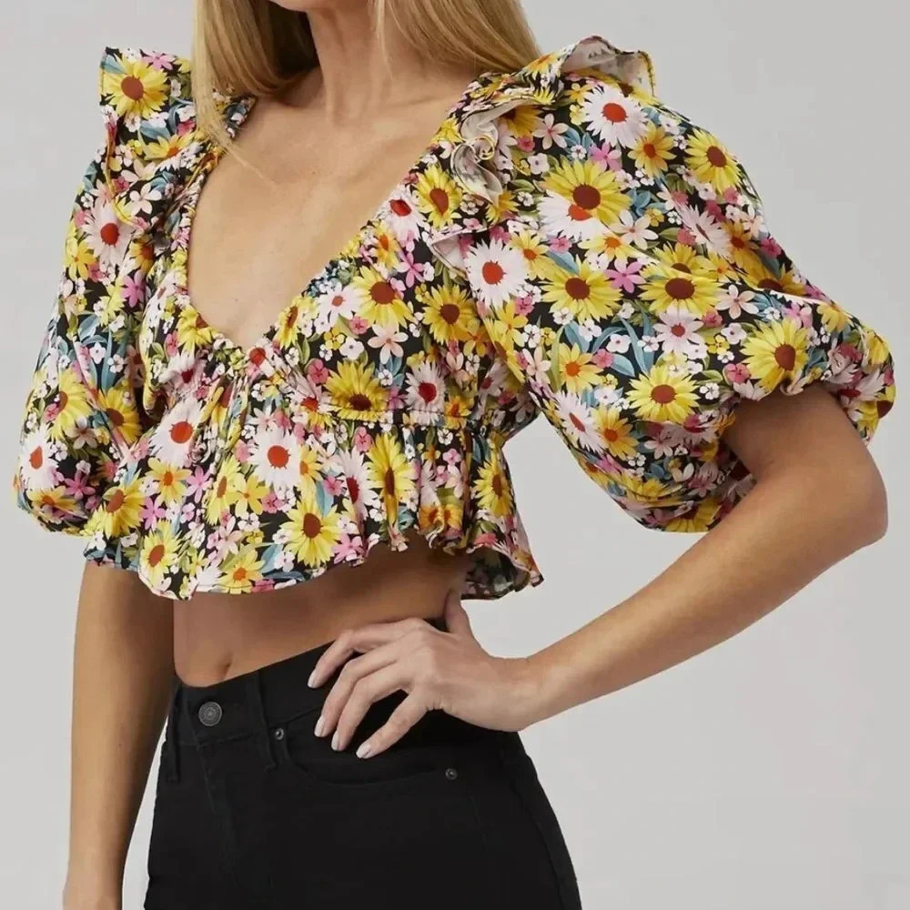 NWT For Love and Lemons Glenn Crop Top Yellow Floral Puff Sleeve Size Medium